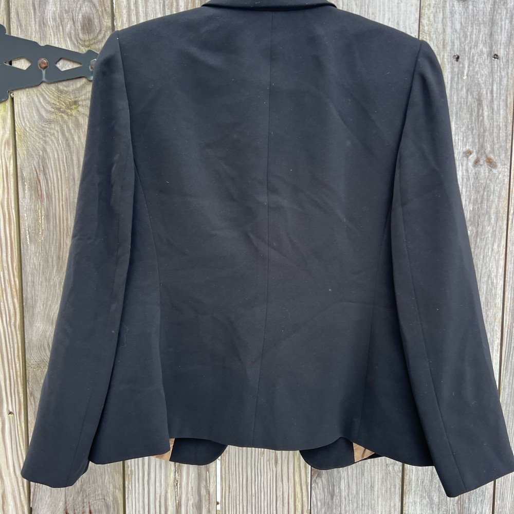 TAHARI Black Blazer With Gold Zipper Pockets Women’s 8 Petite - Picture 12 of 12